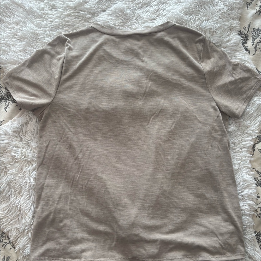 Green Envelope Taupe Twist Front Top XL Neutral Basic Short Sleeve Blouse - Picture 7 of 8
